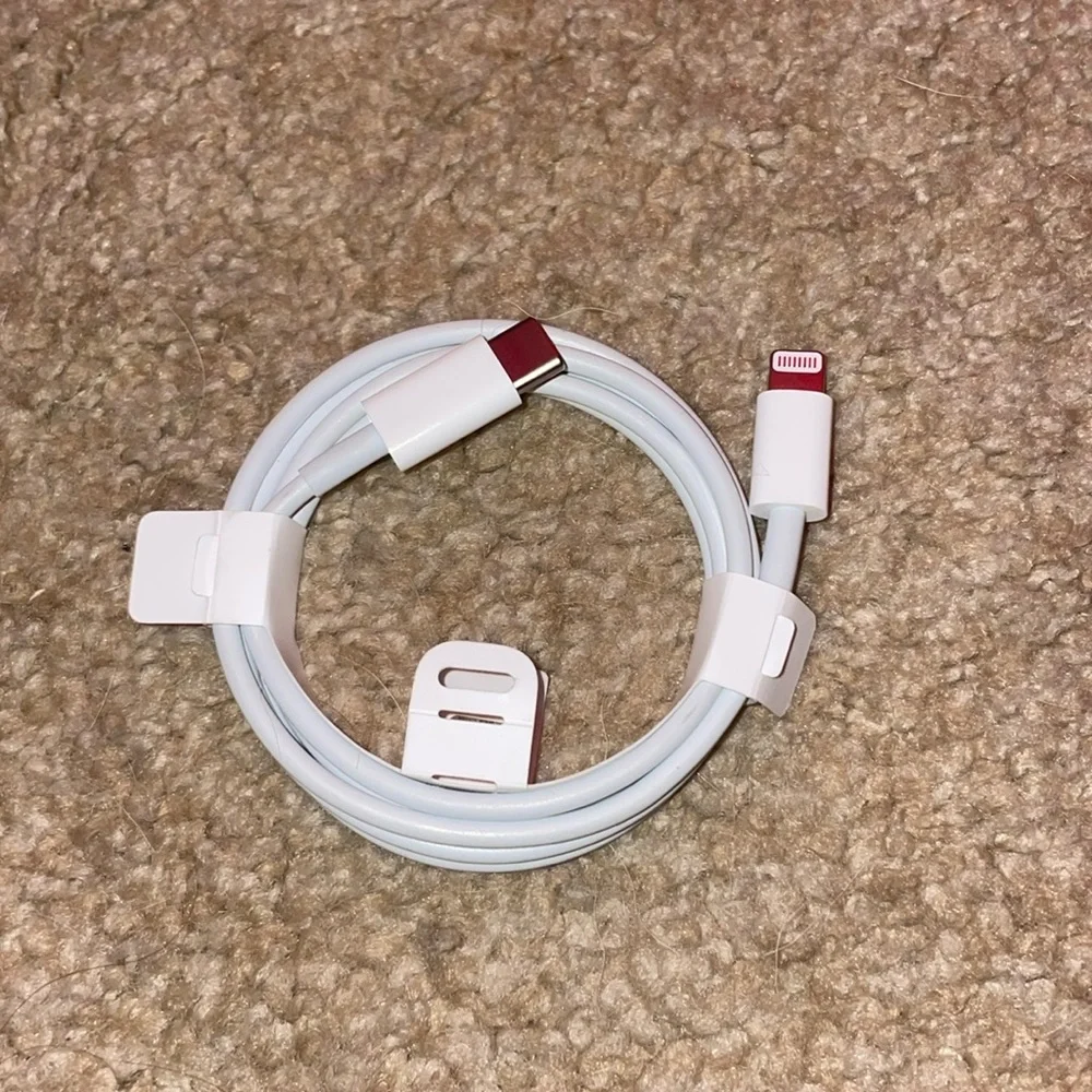 Apple - USB-C to Lightning Cable - 1 meter / 3 feet